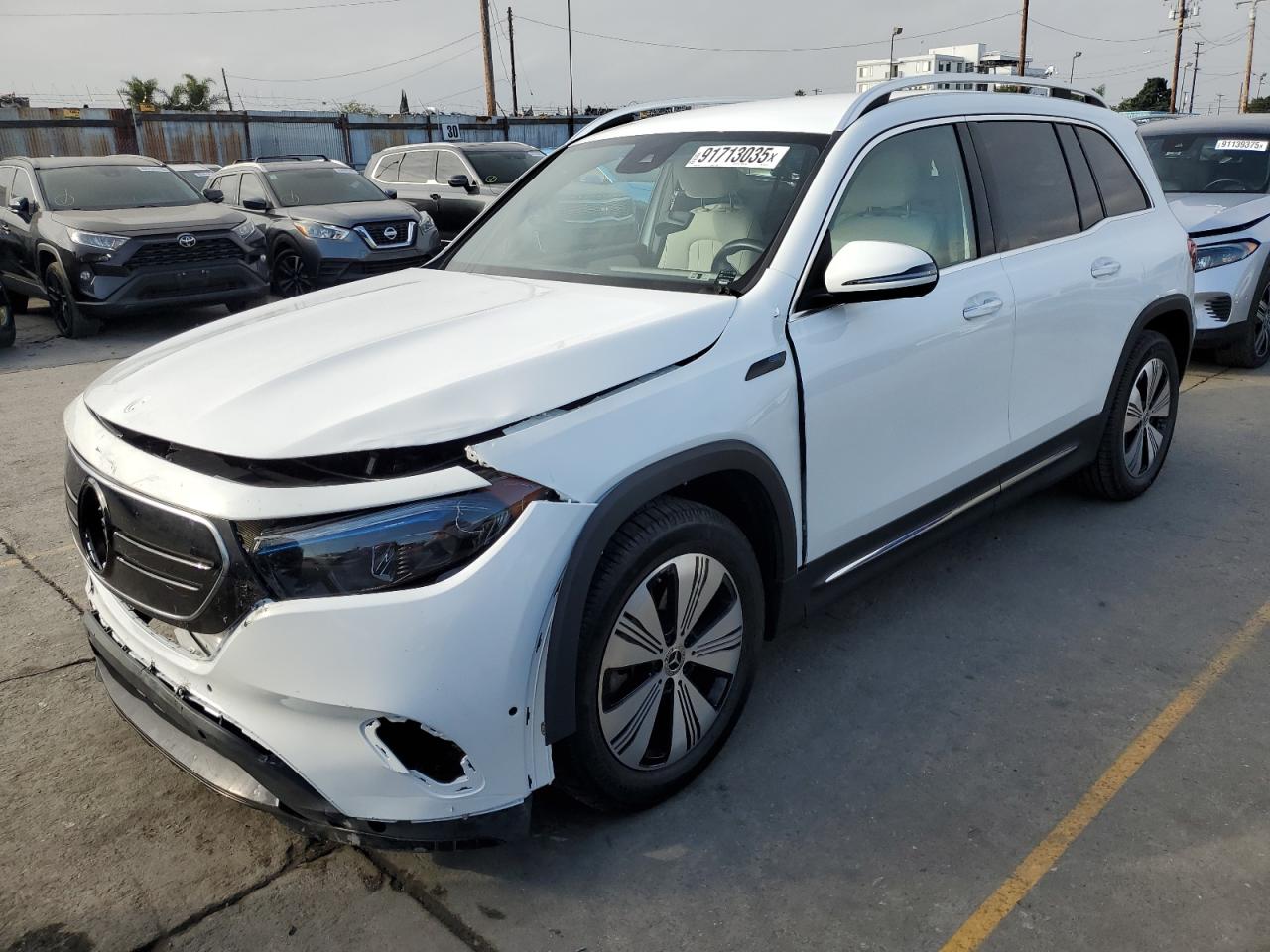 MERCEDES-BENZ EQB 250+