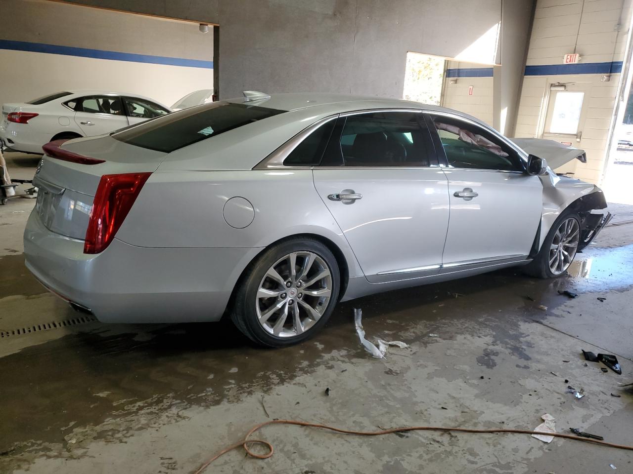CADILLAC XTS LUXURY COLLECTION