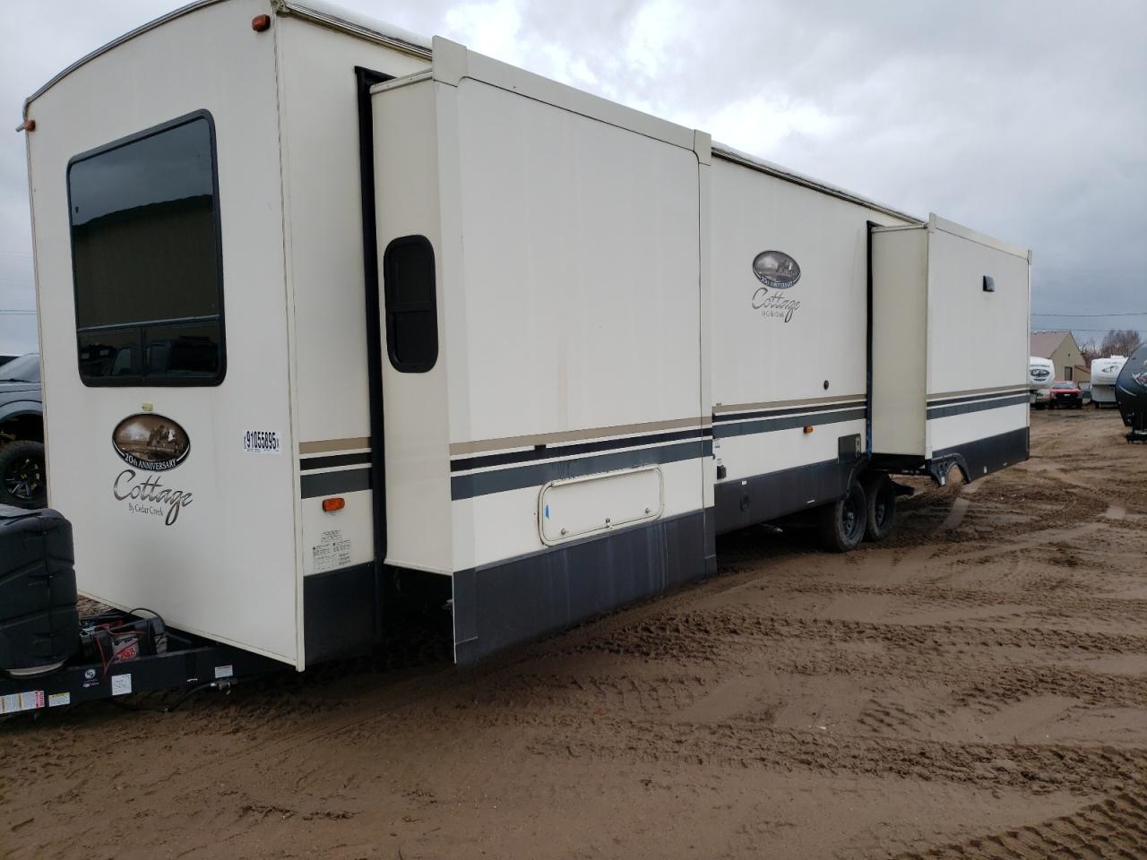 Lot #3284037828 2020 CEDA 5TH WHEEL