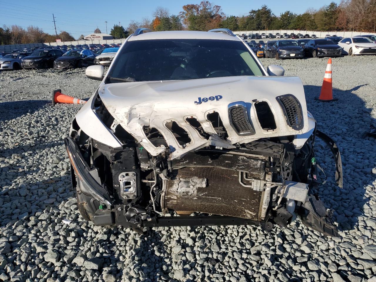 JEEP GRAND CHEROKEE LATITUDE
