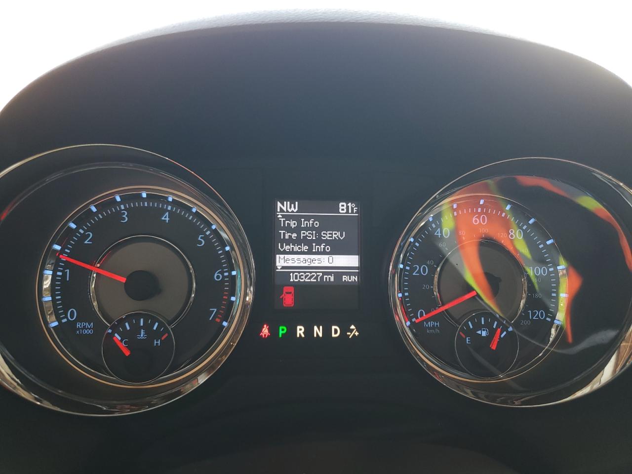 CHRYSLER TOWN & COUNTRY TOURING L