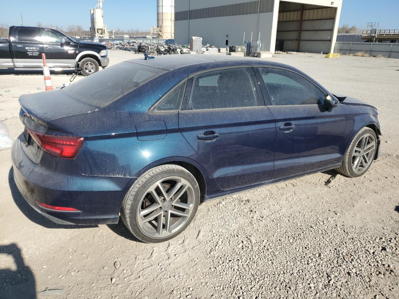 AUDI A3 PREMIUM