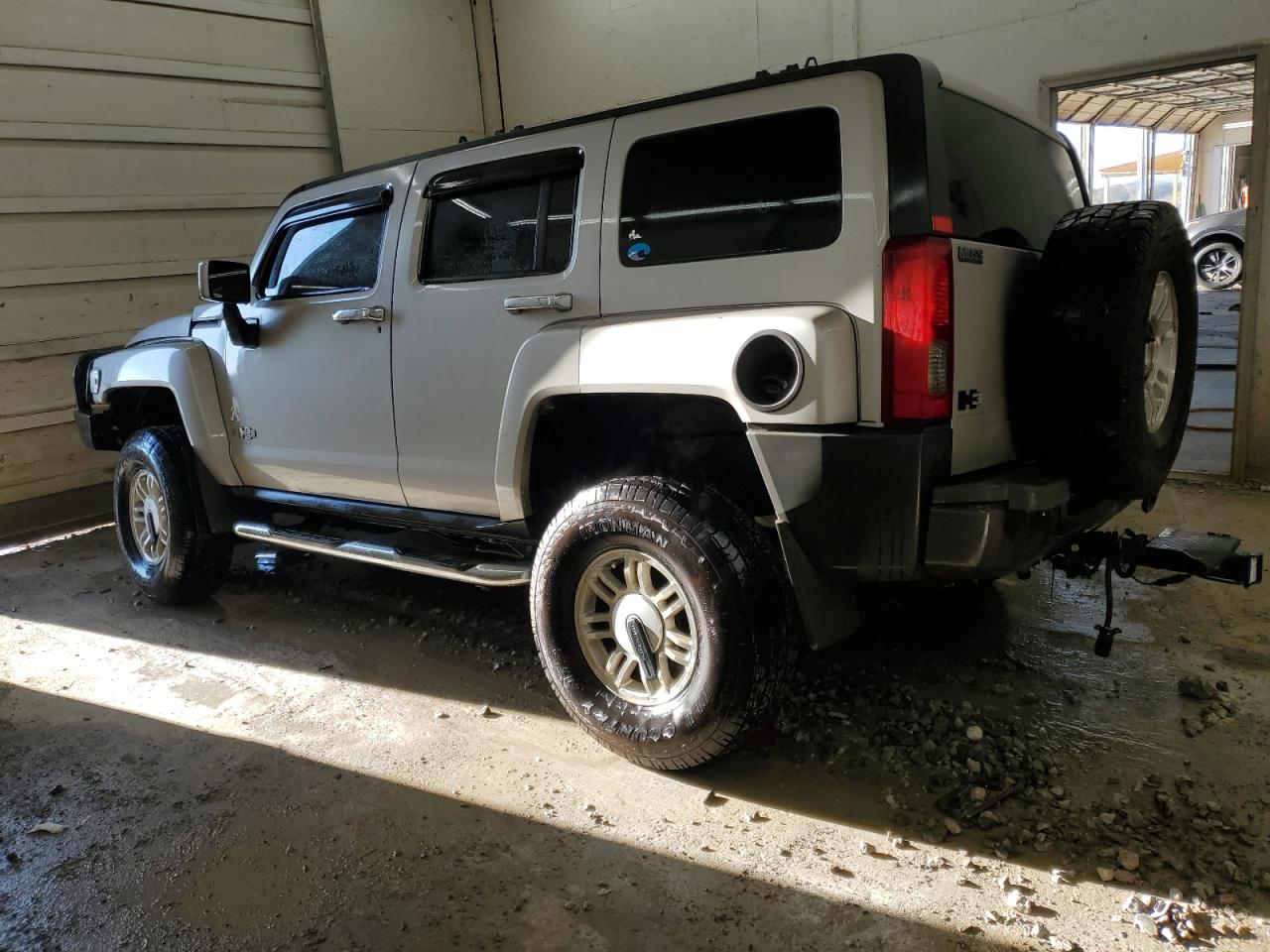 Lot #3302858918 2006 HUMMER H3