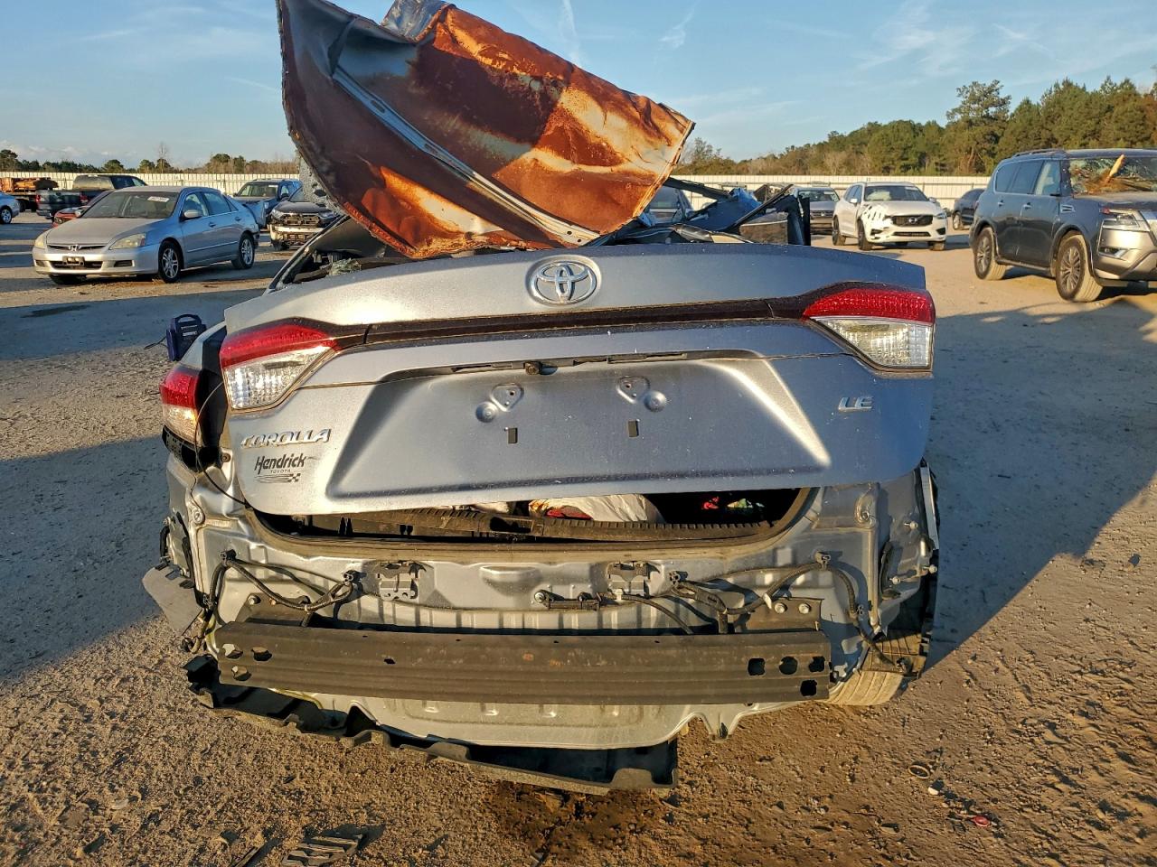 Lot #3301702649 2021 TOYOTA COROLLA LE