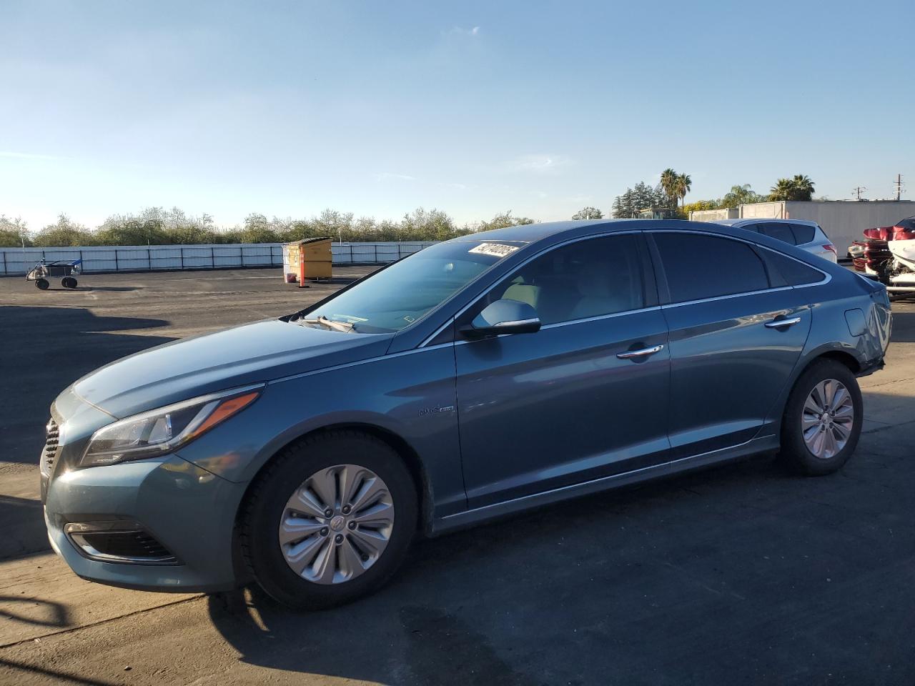 HYUNDAI SONATA HYBRID