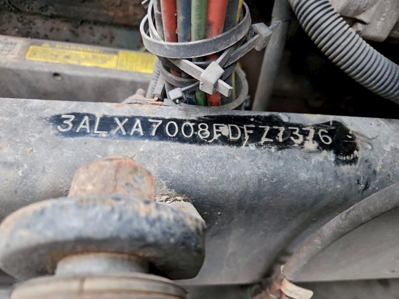 2015 FREIGHTLINER COLUMBIA #3302737999