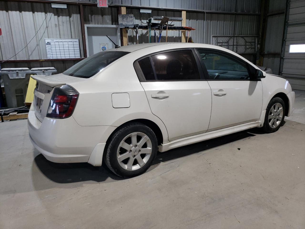 NISSAN SENTRA 2.0