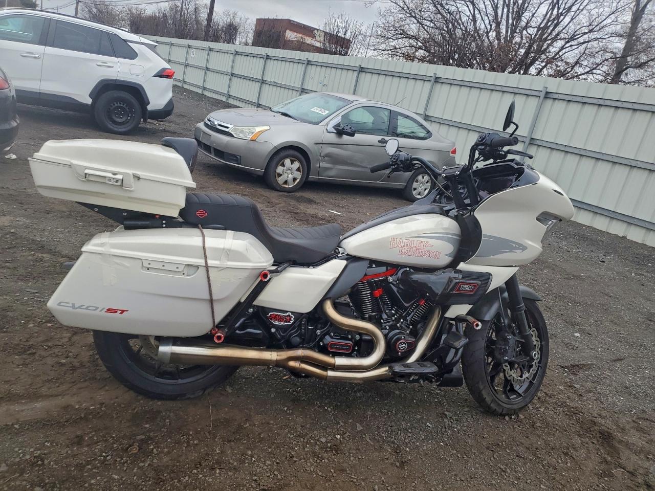 Lot #3302646119 2024 HARLEY-DAVIDSON FLTRXSTSE