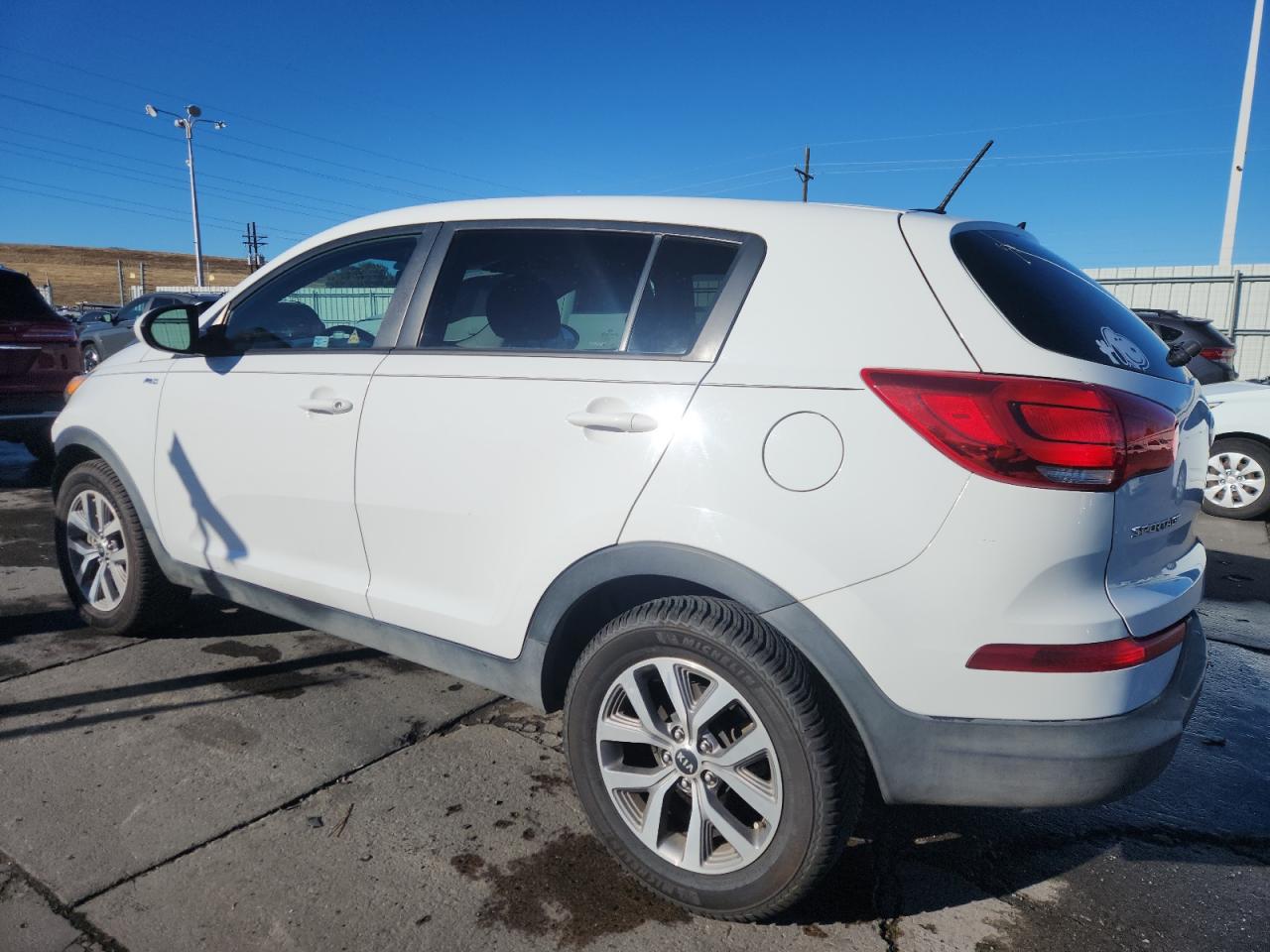 KIA SPORTAGE LX