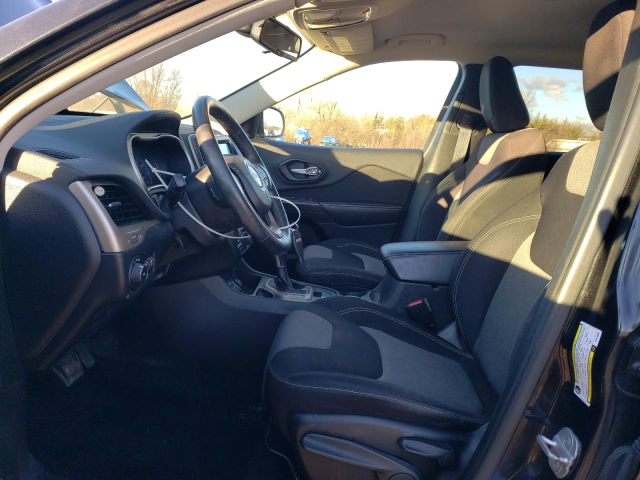 JEEP GRAND CHEROKEE LATITUDE