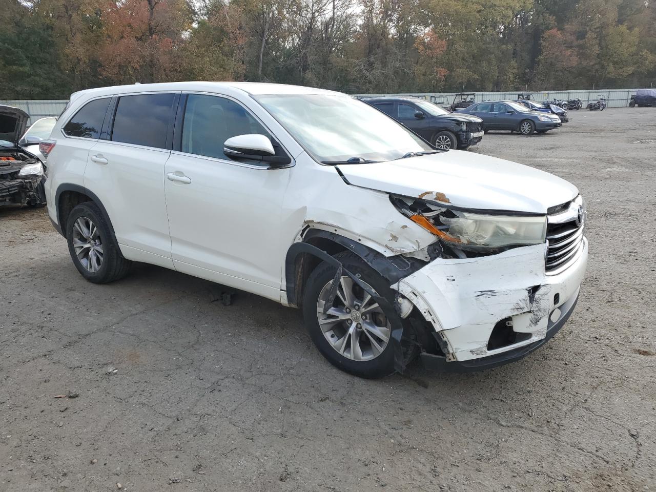 TOYOTA HIGHLANDER LE