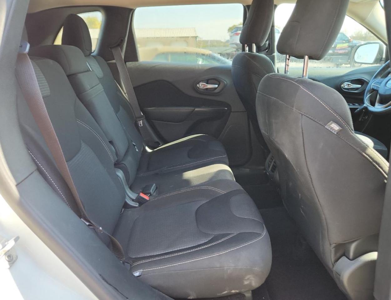 JEEP GRAND CHEROKEE LATITUDE