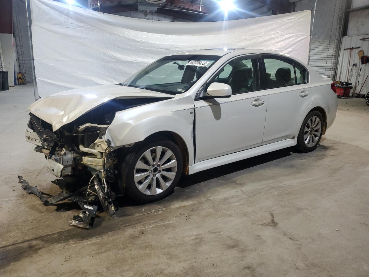 SUBARU LEGACY 3.6R PREMIUM