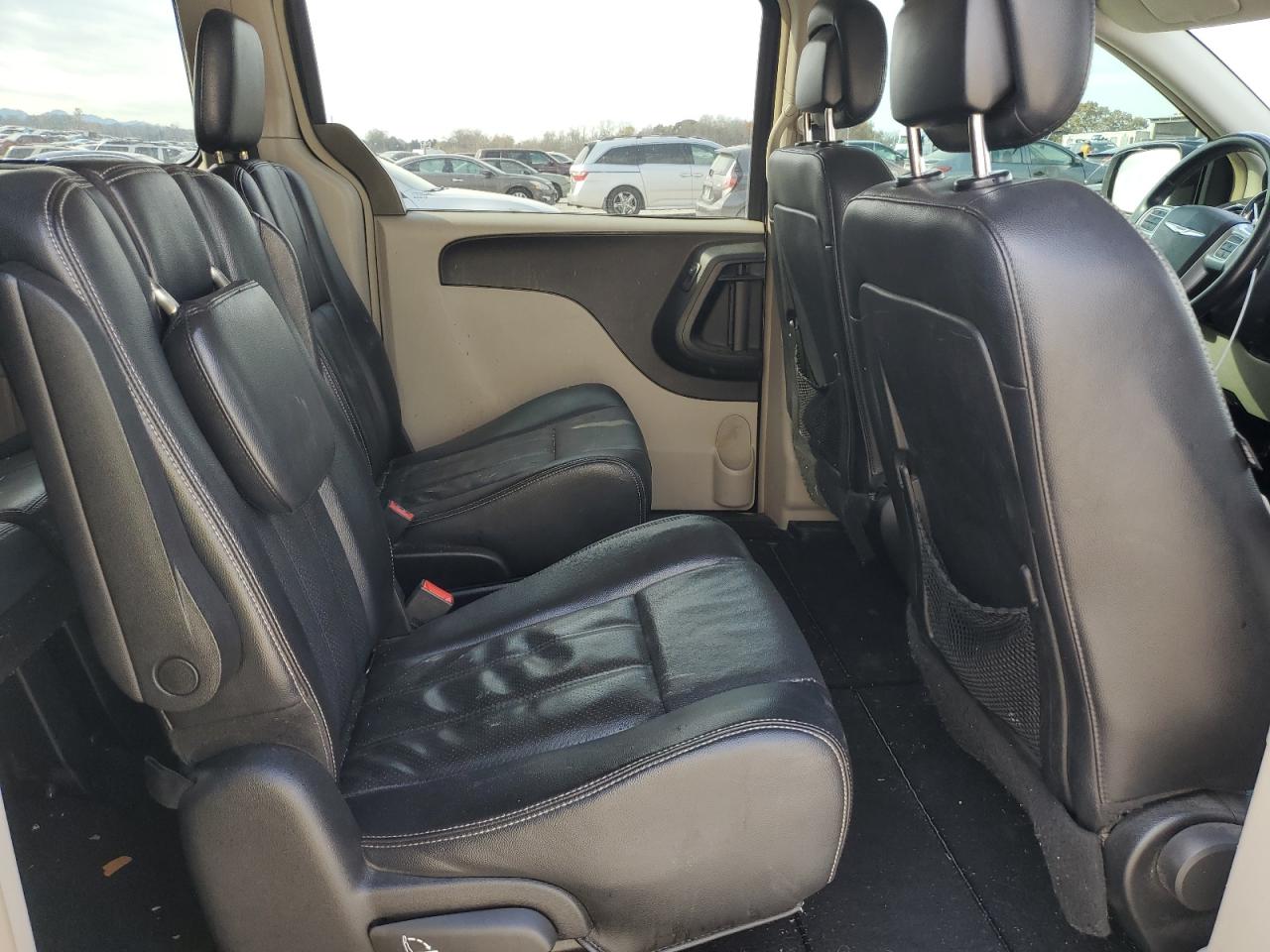 CHRYSLER TOWN & COUNTRY TOURING