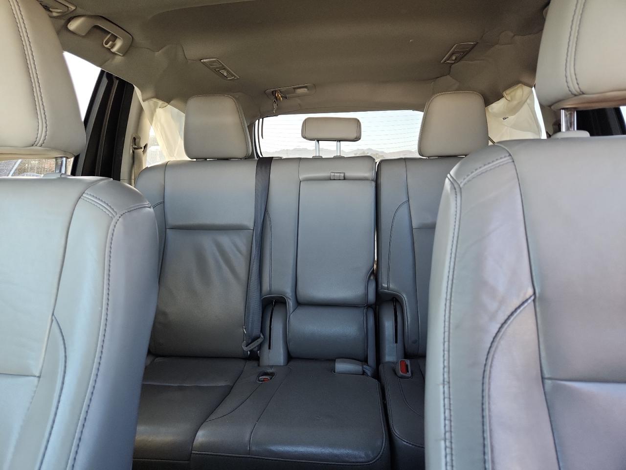 TOYOTA HIGHLANDER XLE