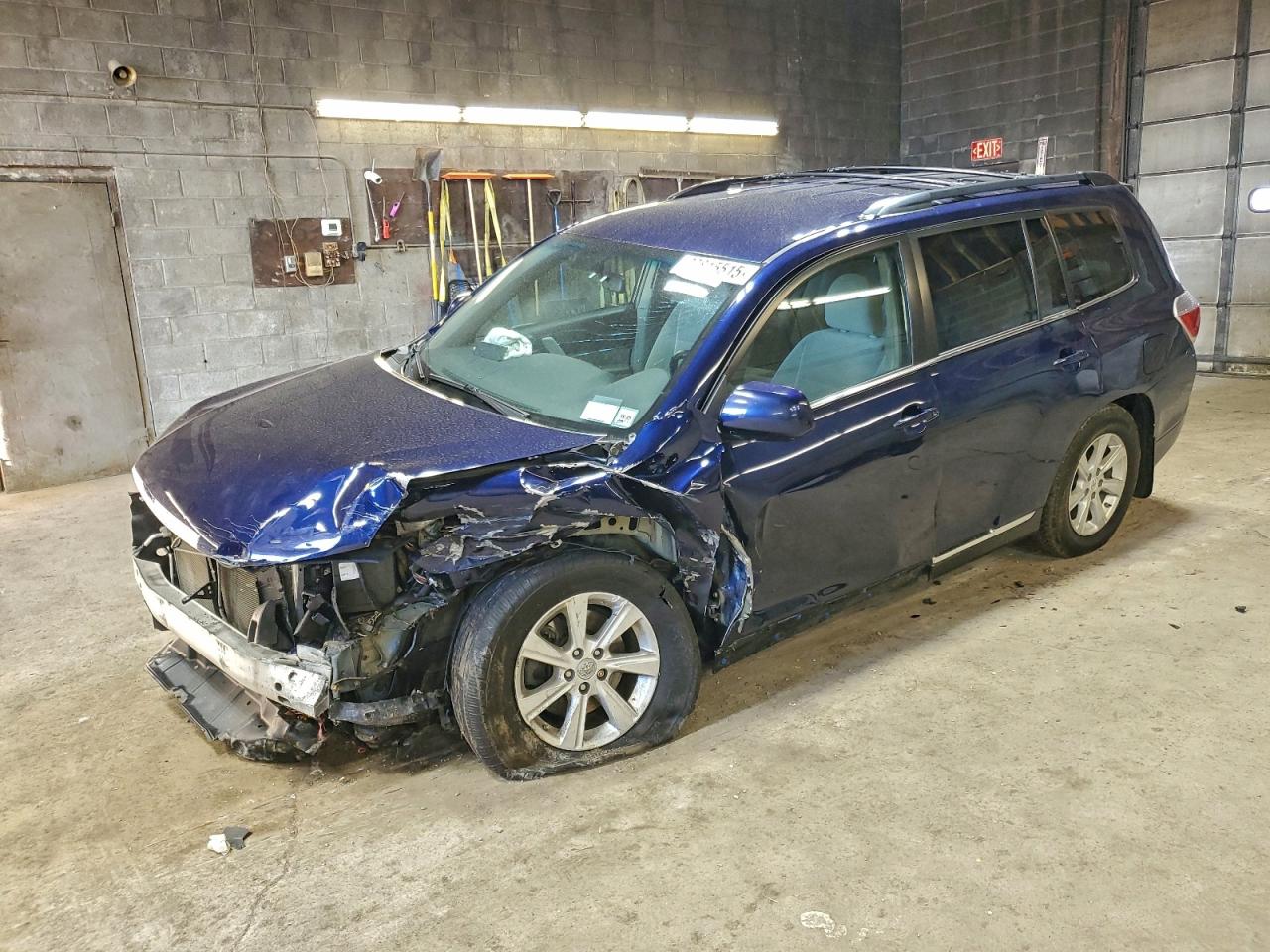 Lot #3302759415 2011 TOYOTA HIGHLANDER