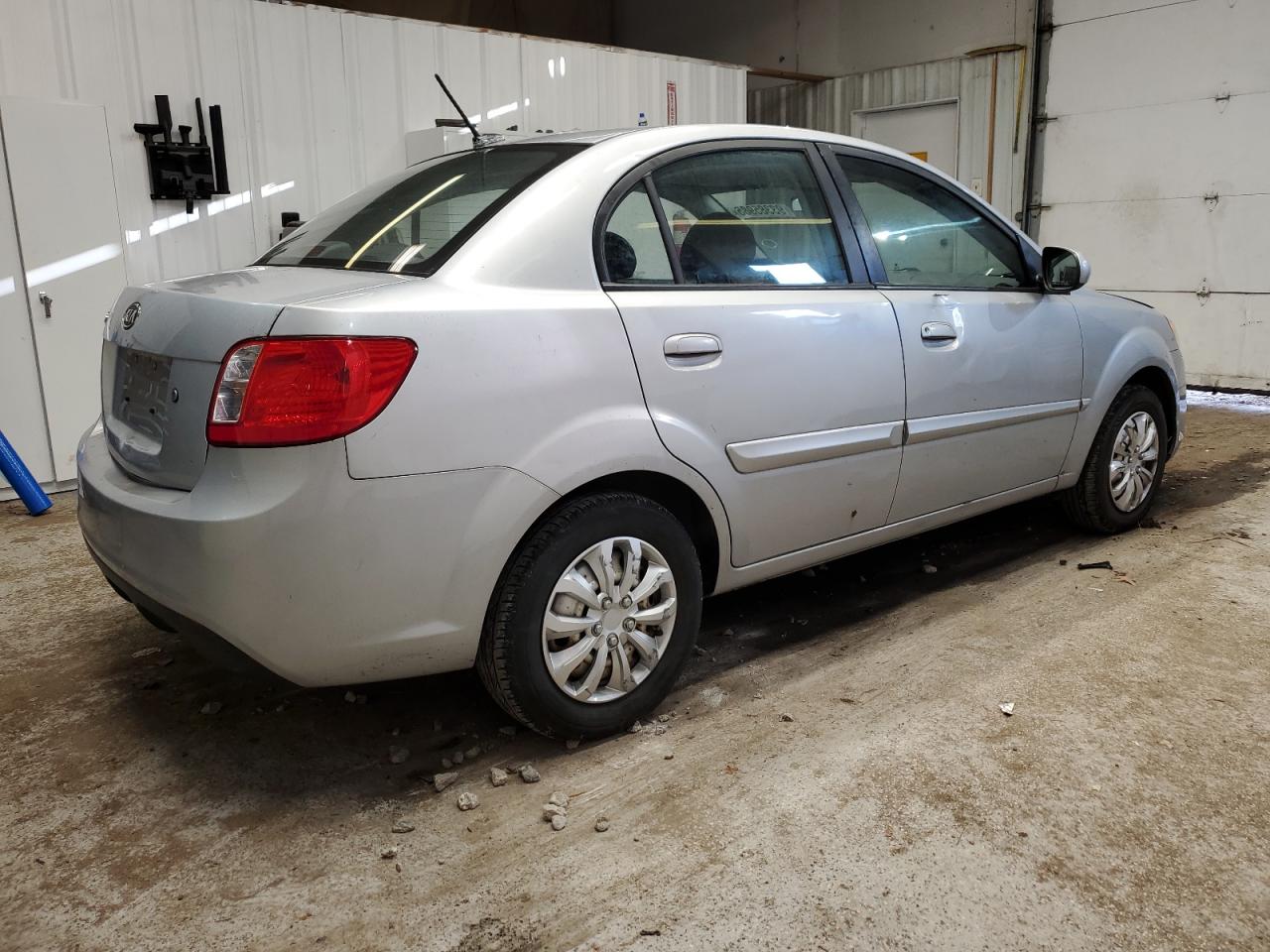 KIA RIO BASE