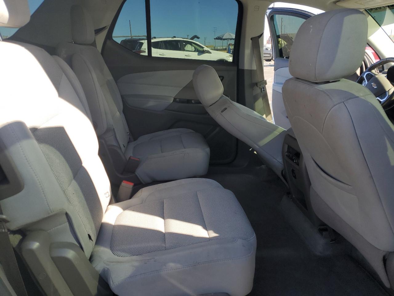 CHEVROLET TRAVERSE LT