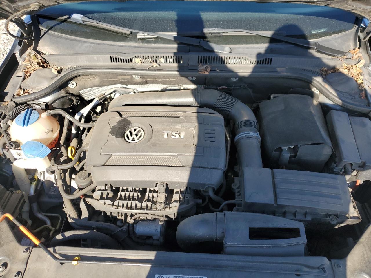 VOLKSWAGEN JETTA SE