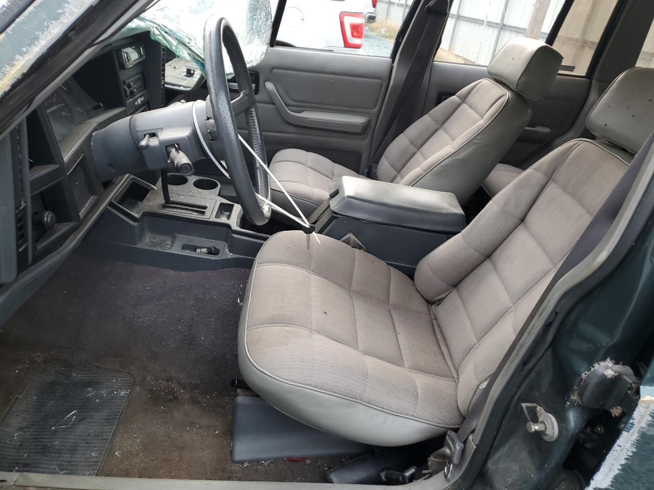 Lot #3311737255 1994 JEEP CHEROKEESE