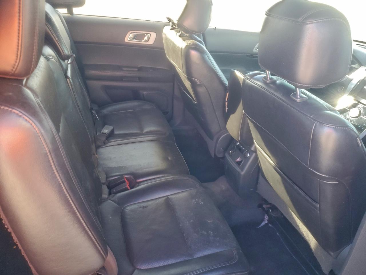 FORD EXPLORER LIMITED