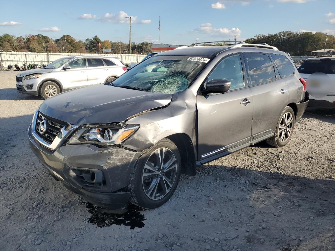 NISSAN PATHFINDER PLATINUM