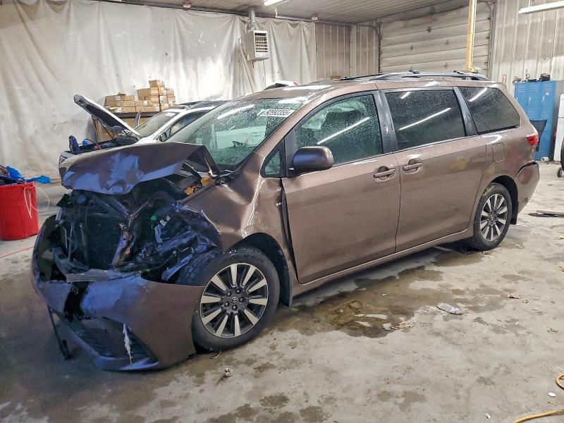 2018 TOYOTA SIENNA LE #3308450341