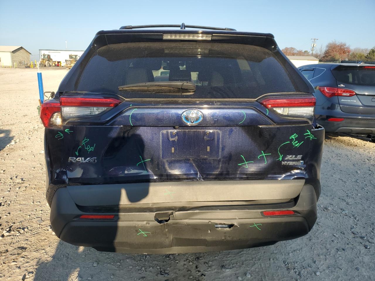 TOYOTA RAV4 XLE PREMIUM