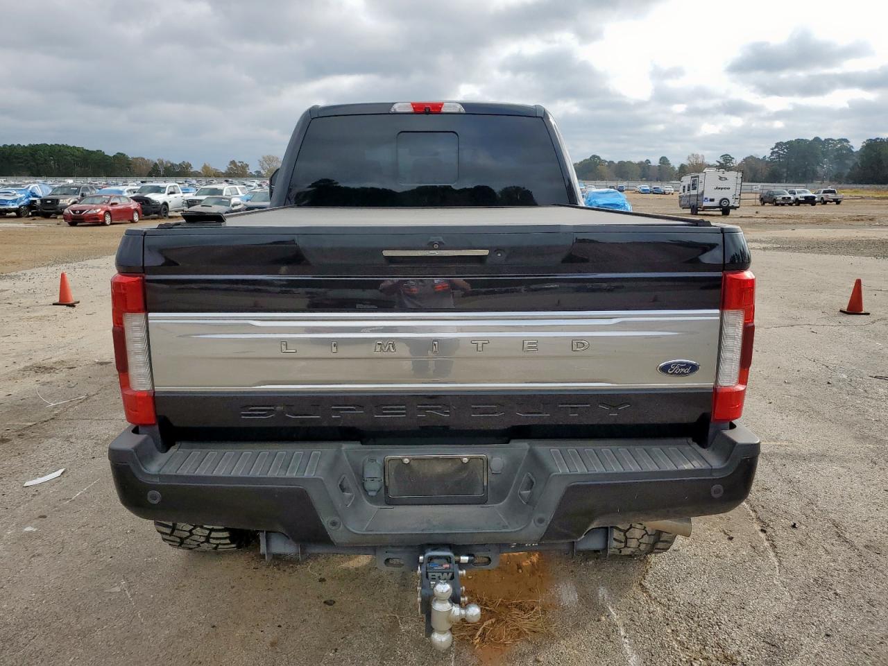 FORD F-250 SUPER DUTY