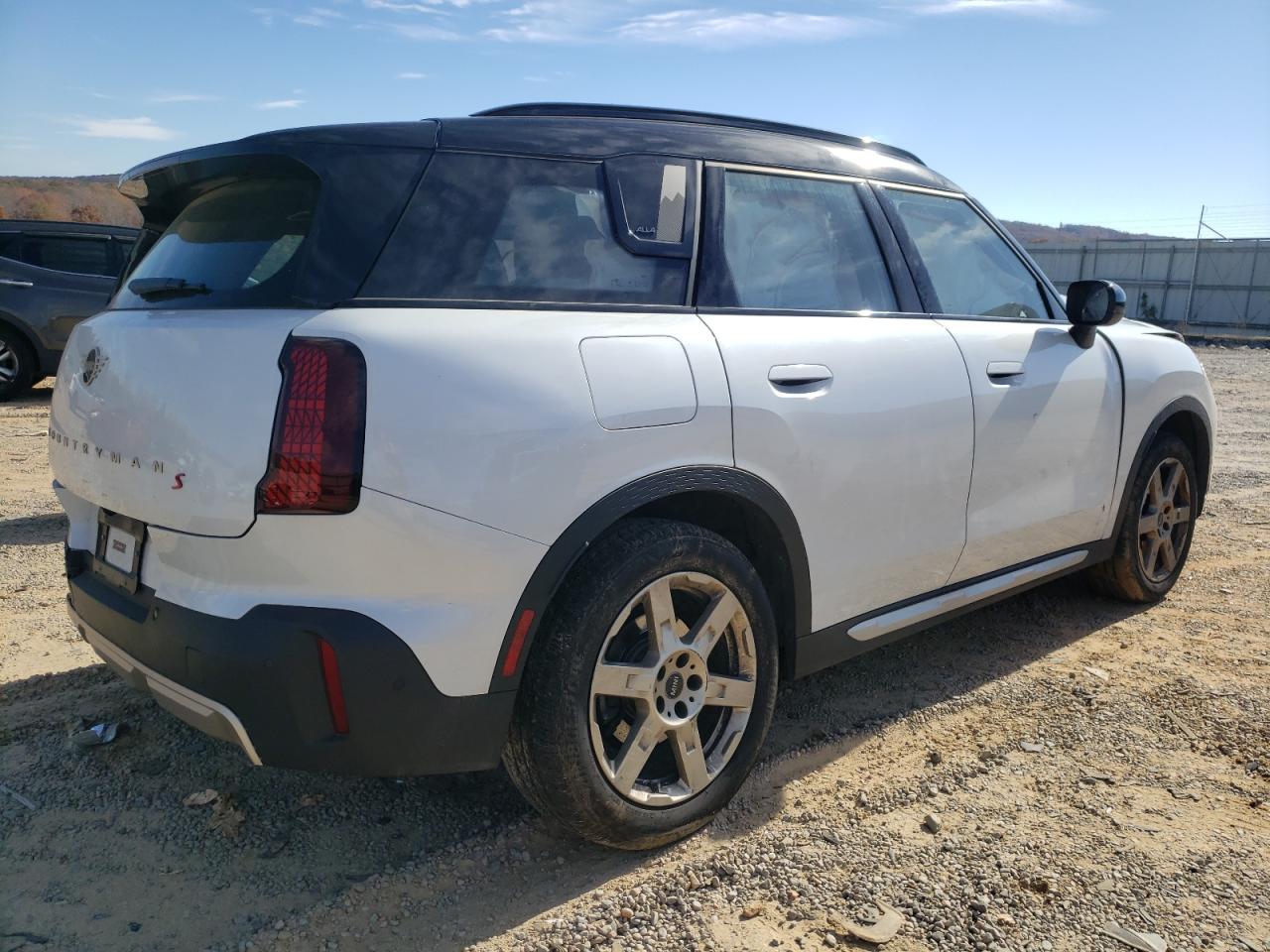 Lot #3309239621 2025 MINI COUNTRYMAN