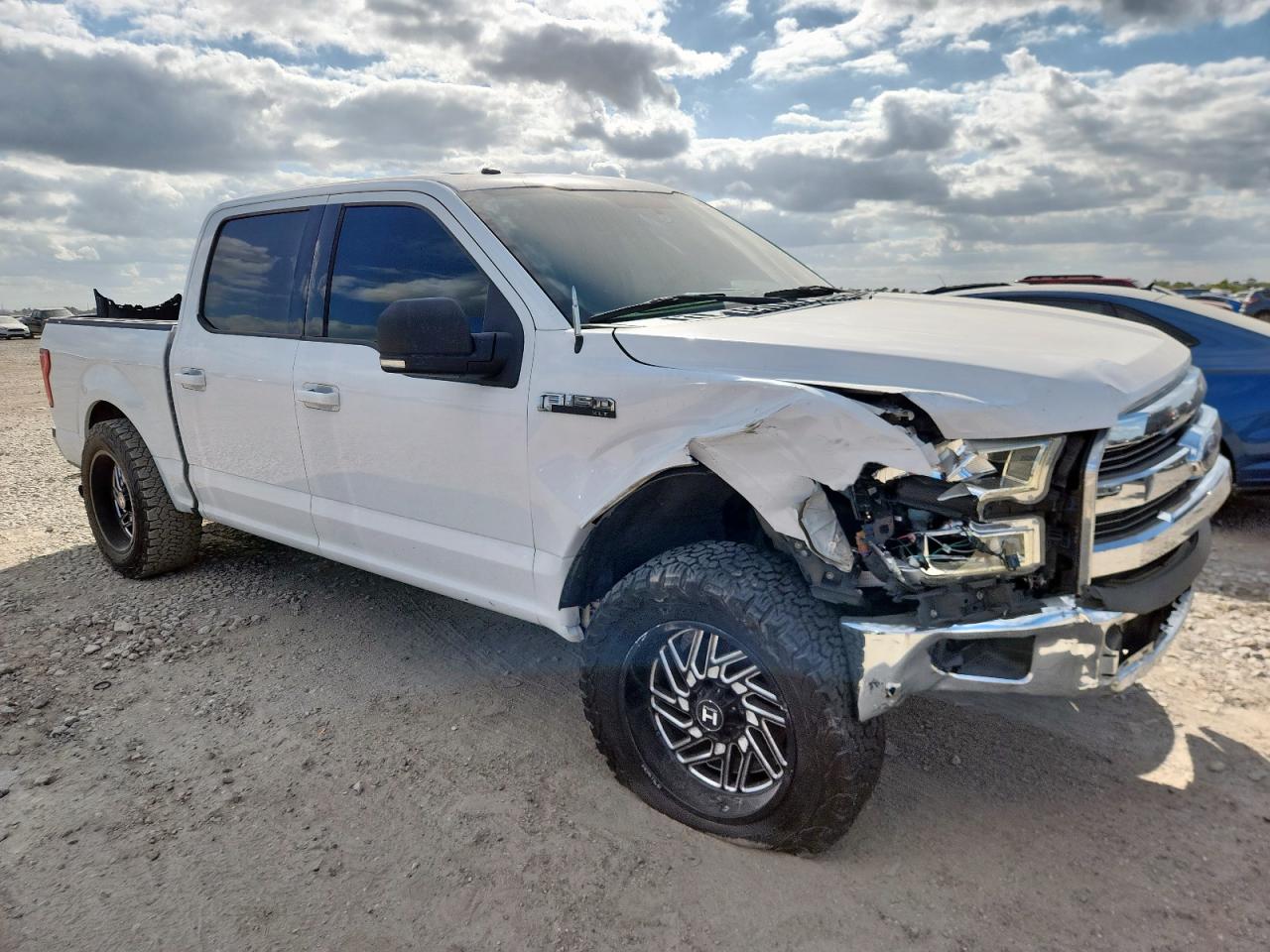 FORD F-150 SUPERCREW