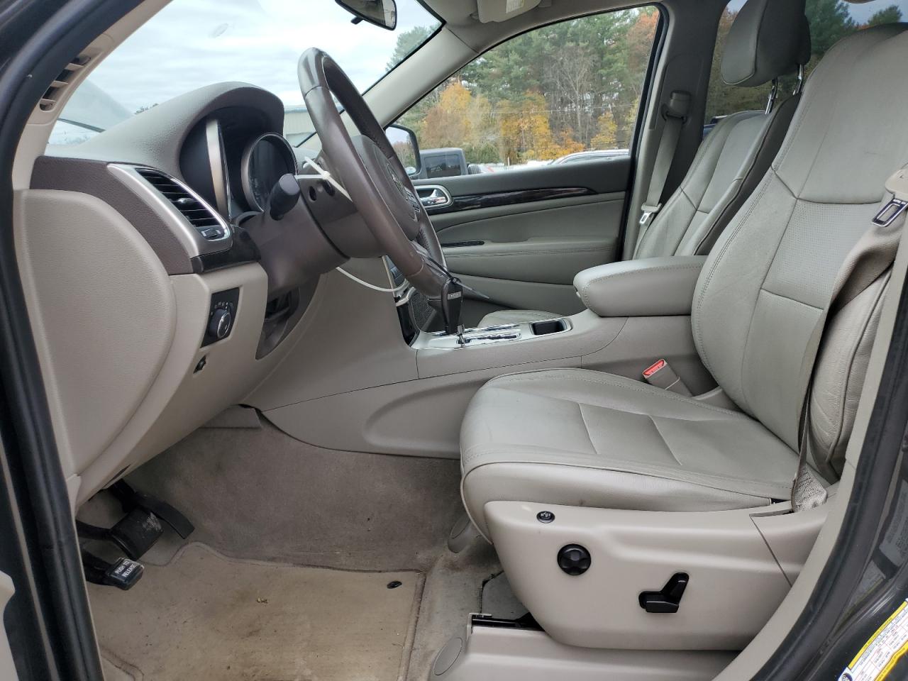 JEEP GRAND CHEROKEE LAREDO