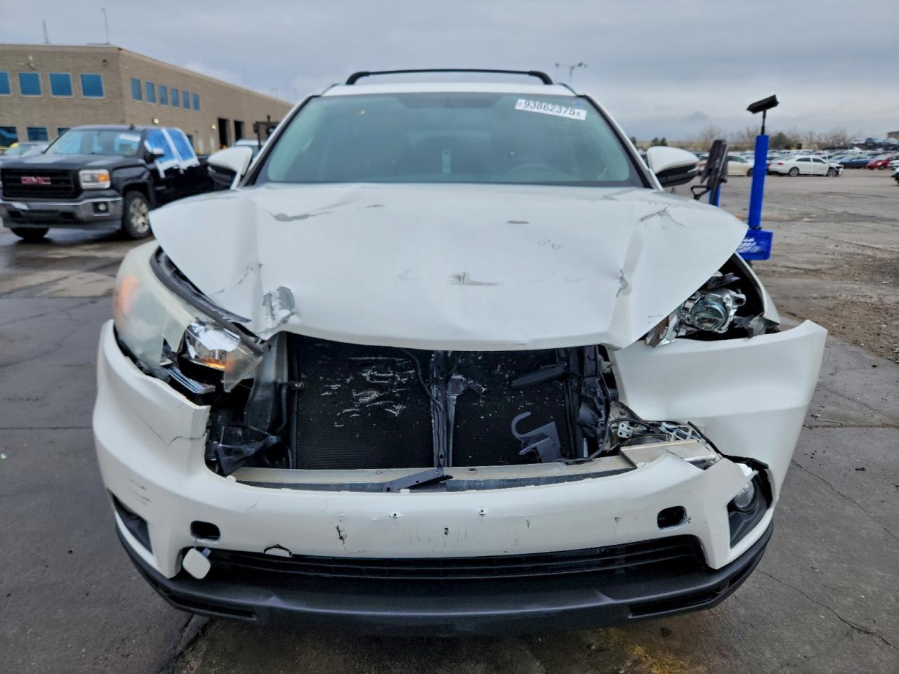 TOYOTA HIGHLANDER XLE