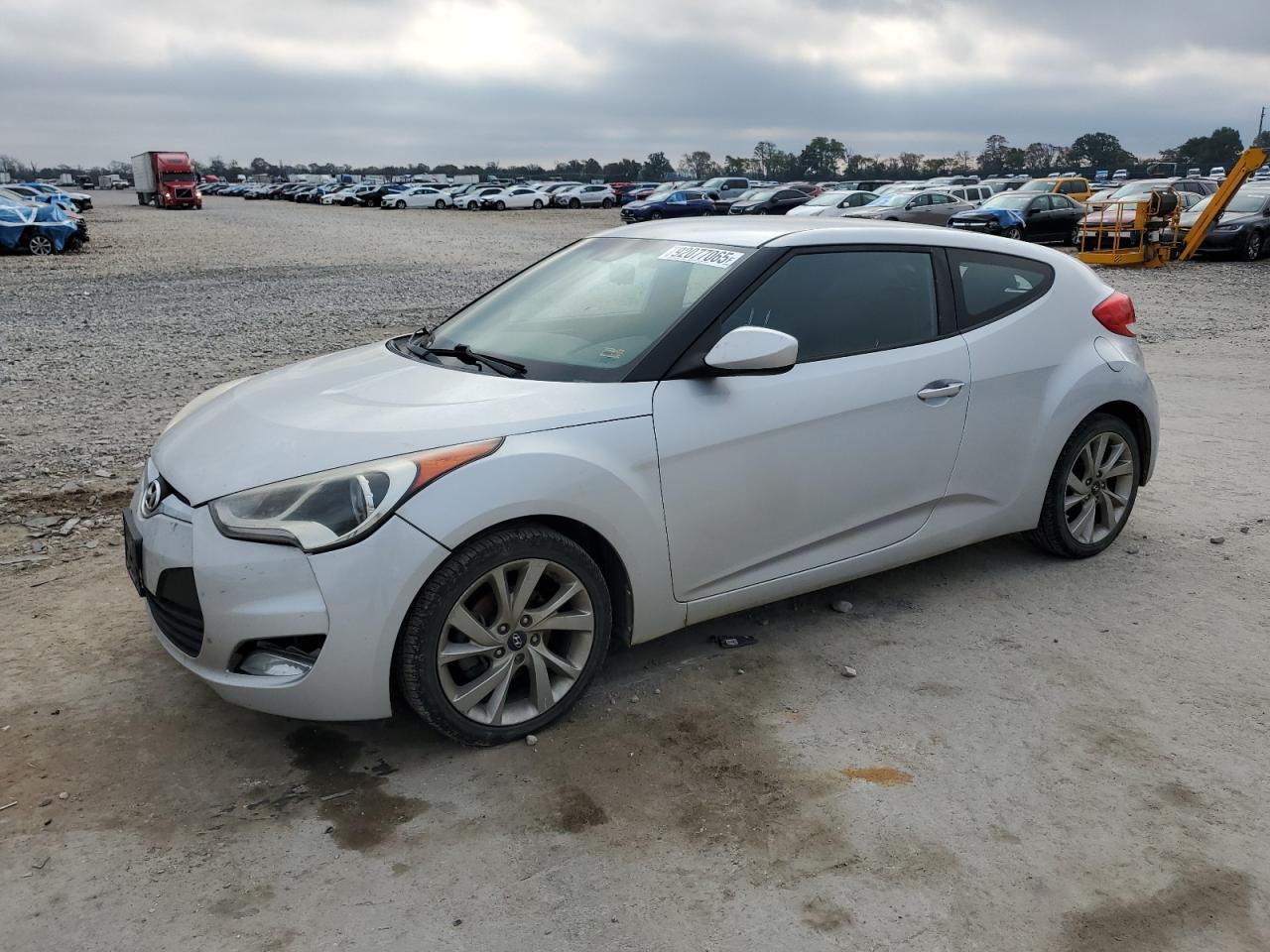 Lot #3293528415 2017 HYUNDAI VELOSTER