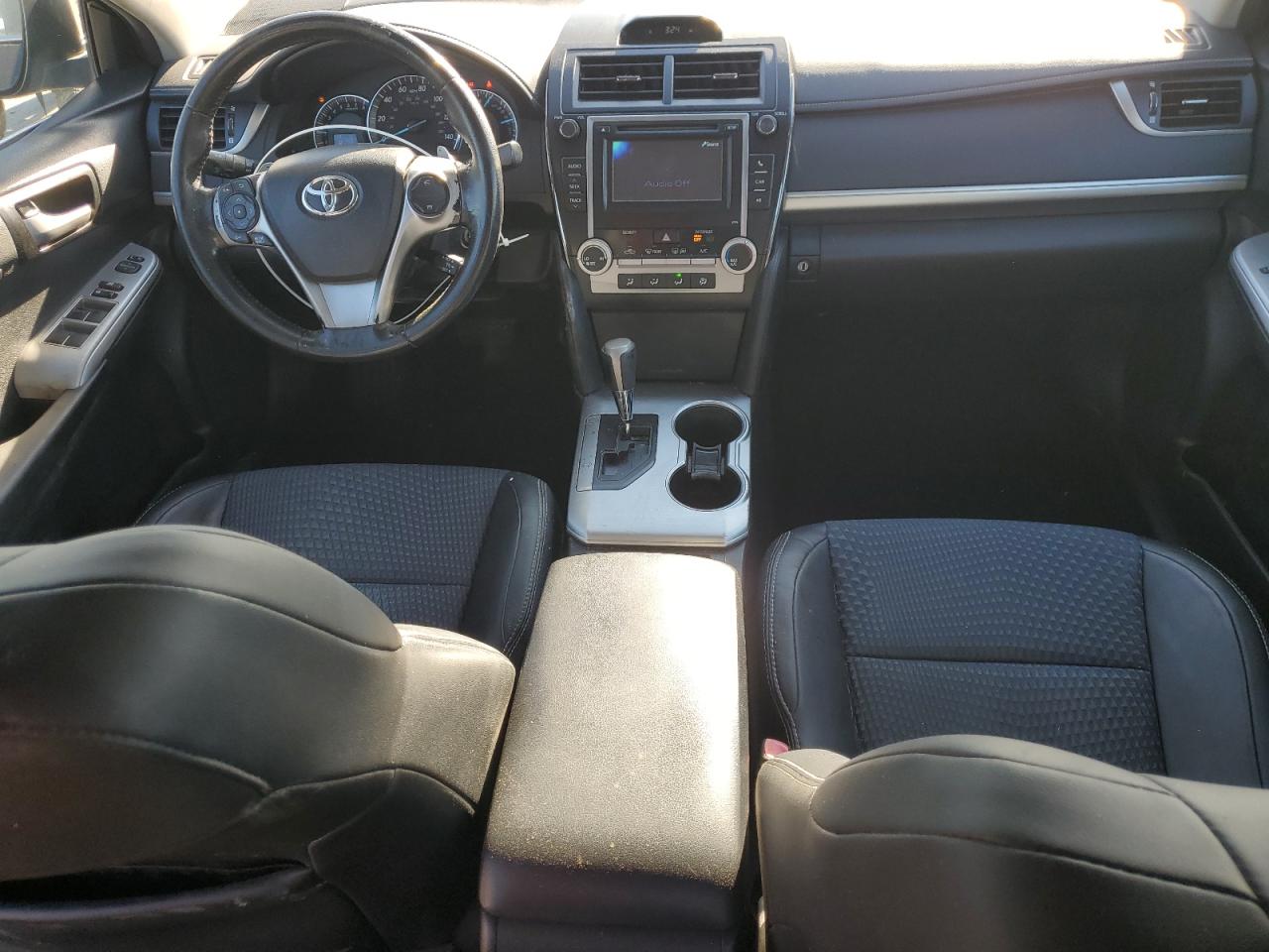 TOYOTA CAMRY L