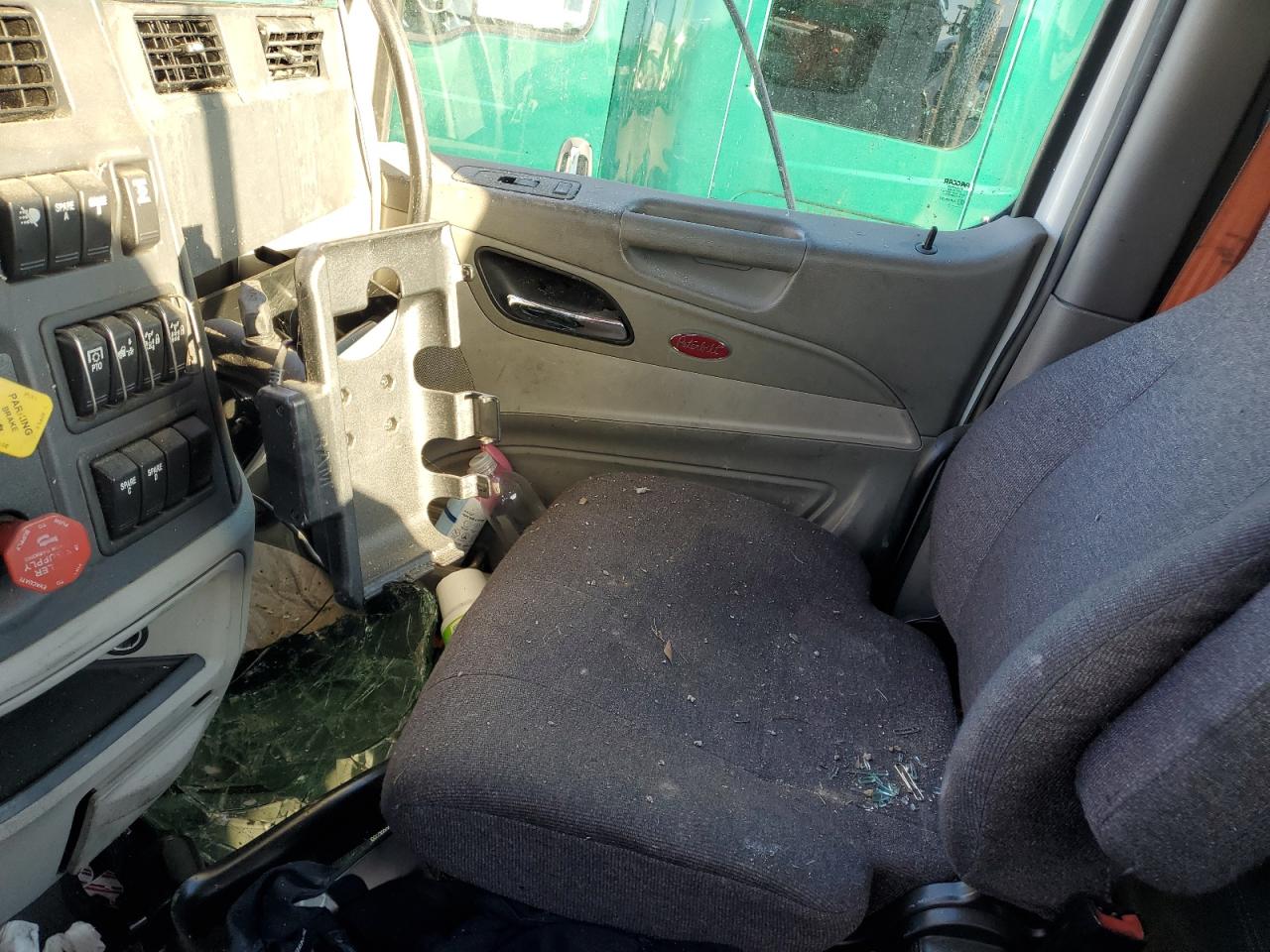 Lot #3283782413 2021 PETERBILT TRACTOR 579