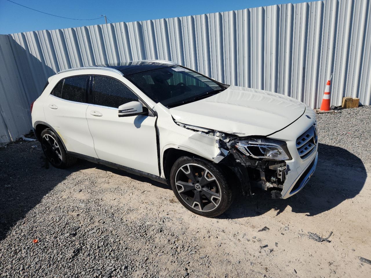 MERCEDES-BENZ GLA-CLASS 250