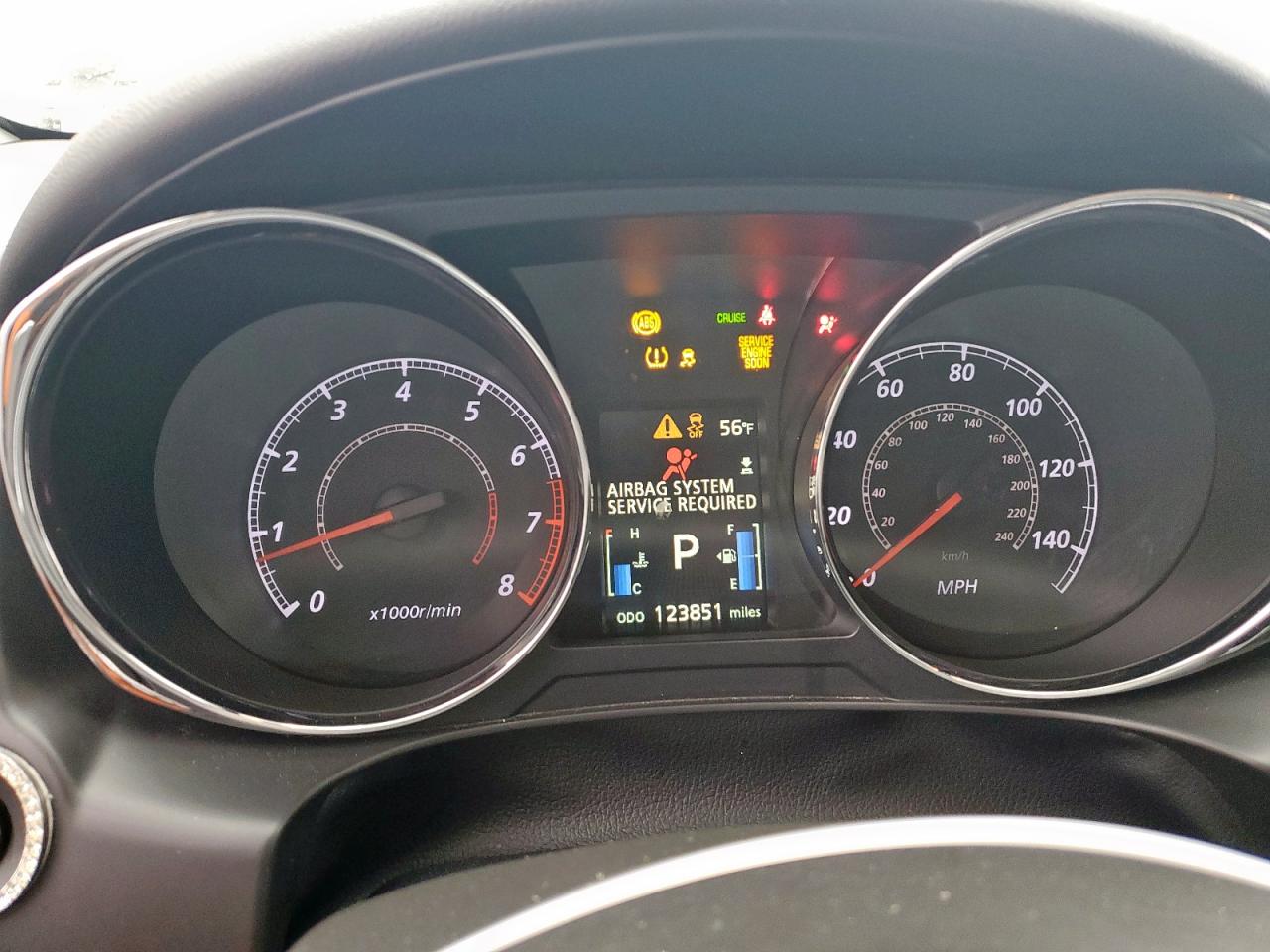 MITSUBISHI OUTLANDER SEL