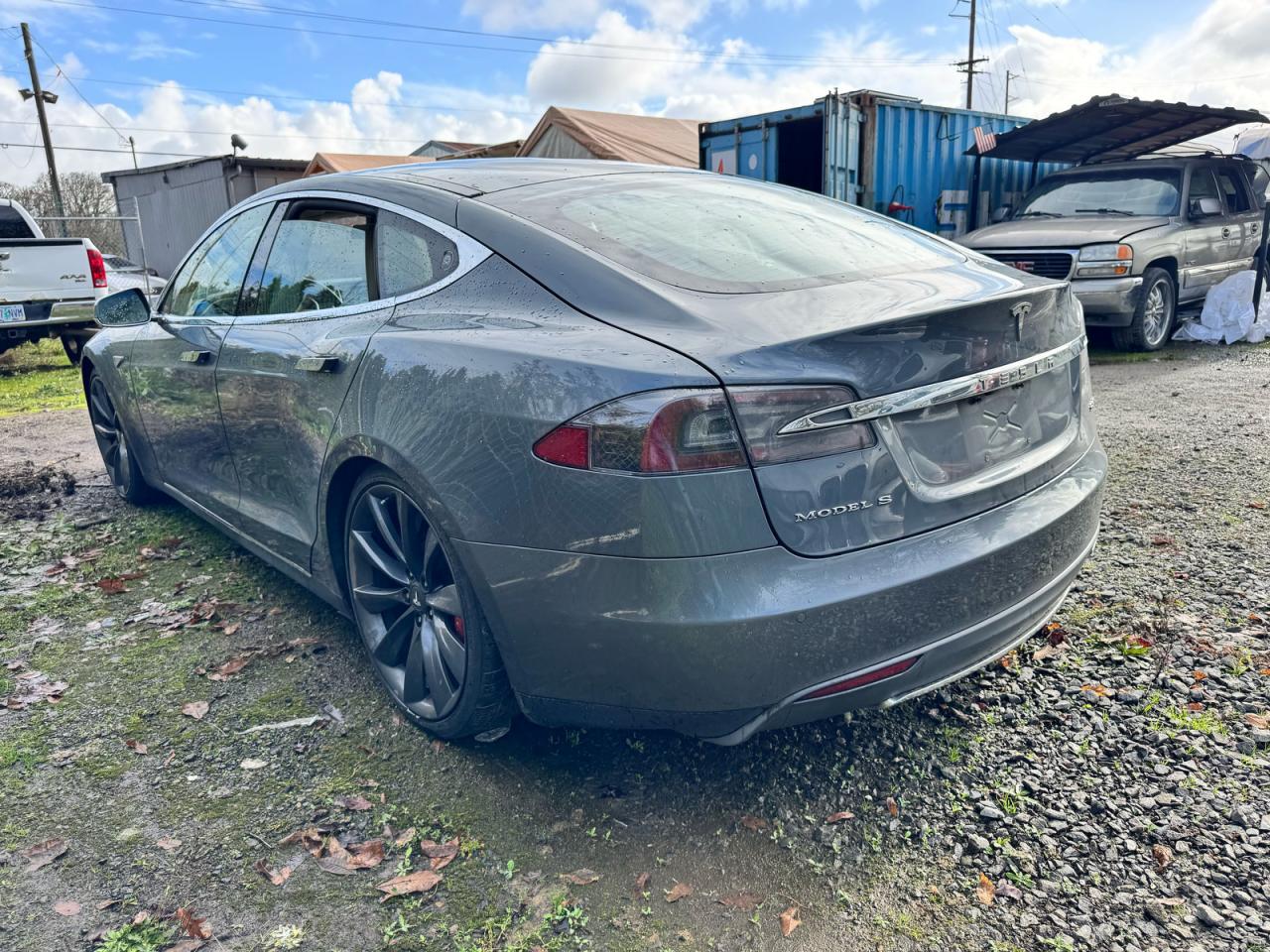 TESLA MODEL S