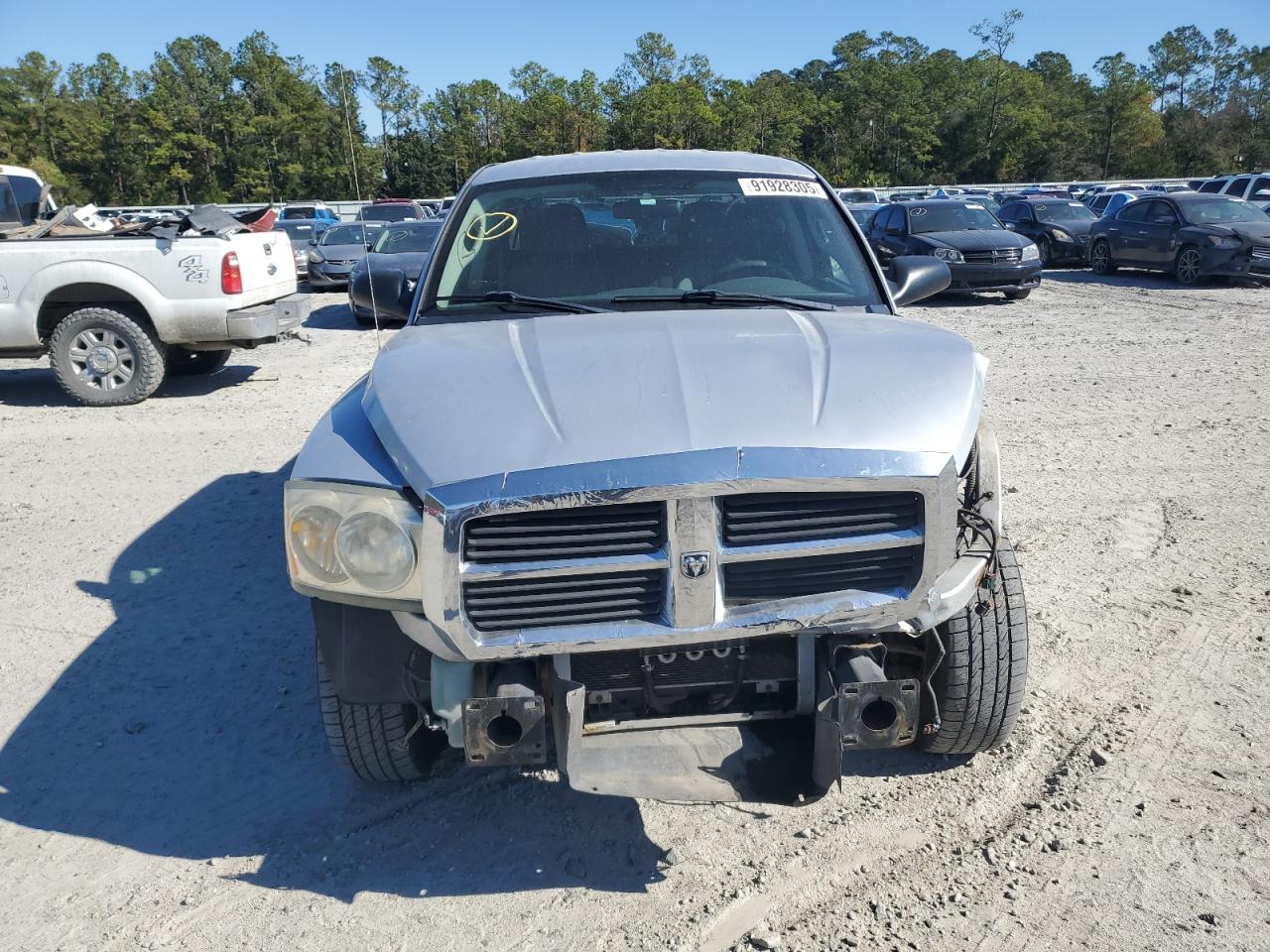 Lot #3301793402 2006 DODGE DAKOTA QUA