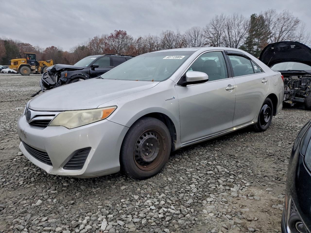 Lot #3296249477 2013 TOYOTA CAMRY HYBR