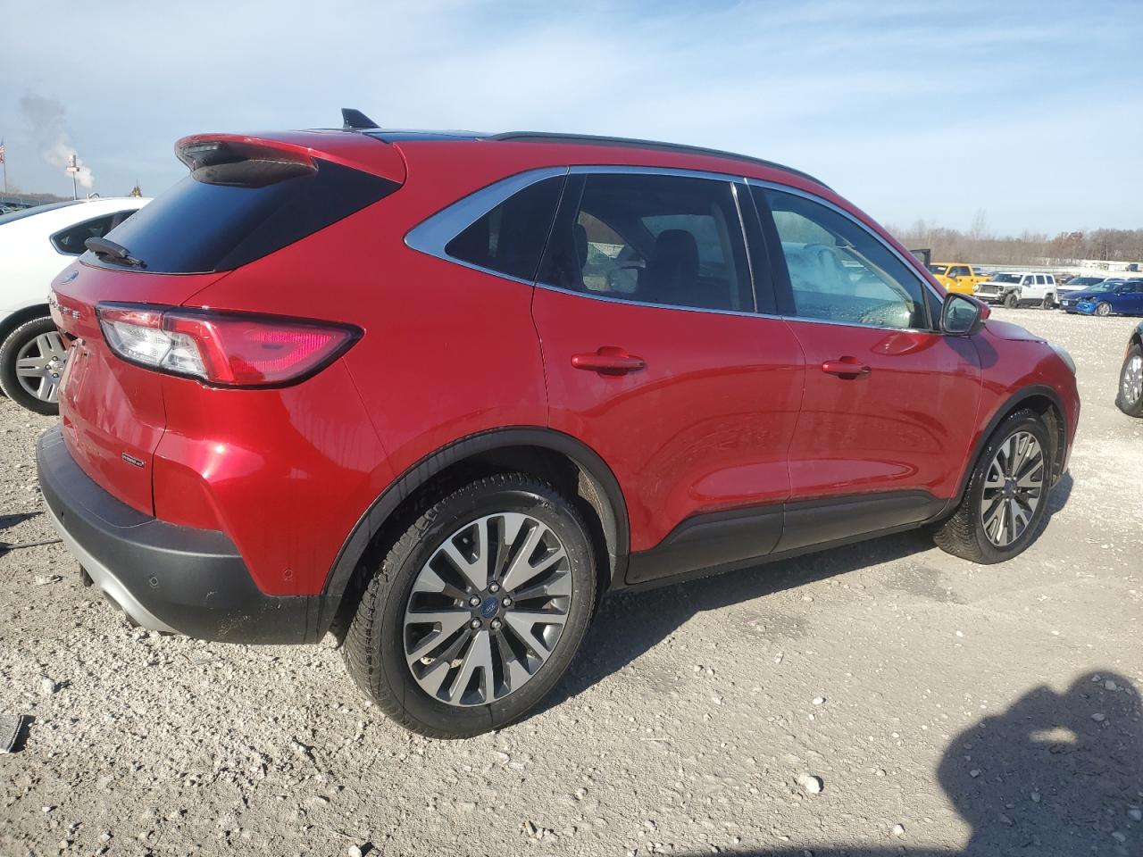 FORD ESCAPE TITANIUM