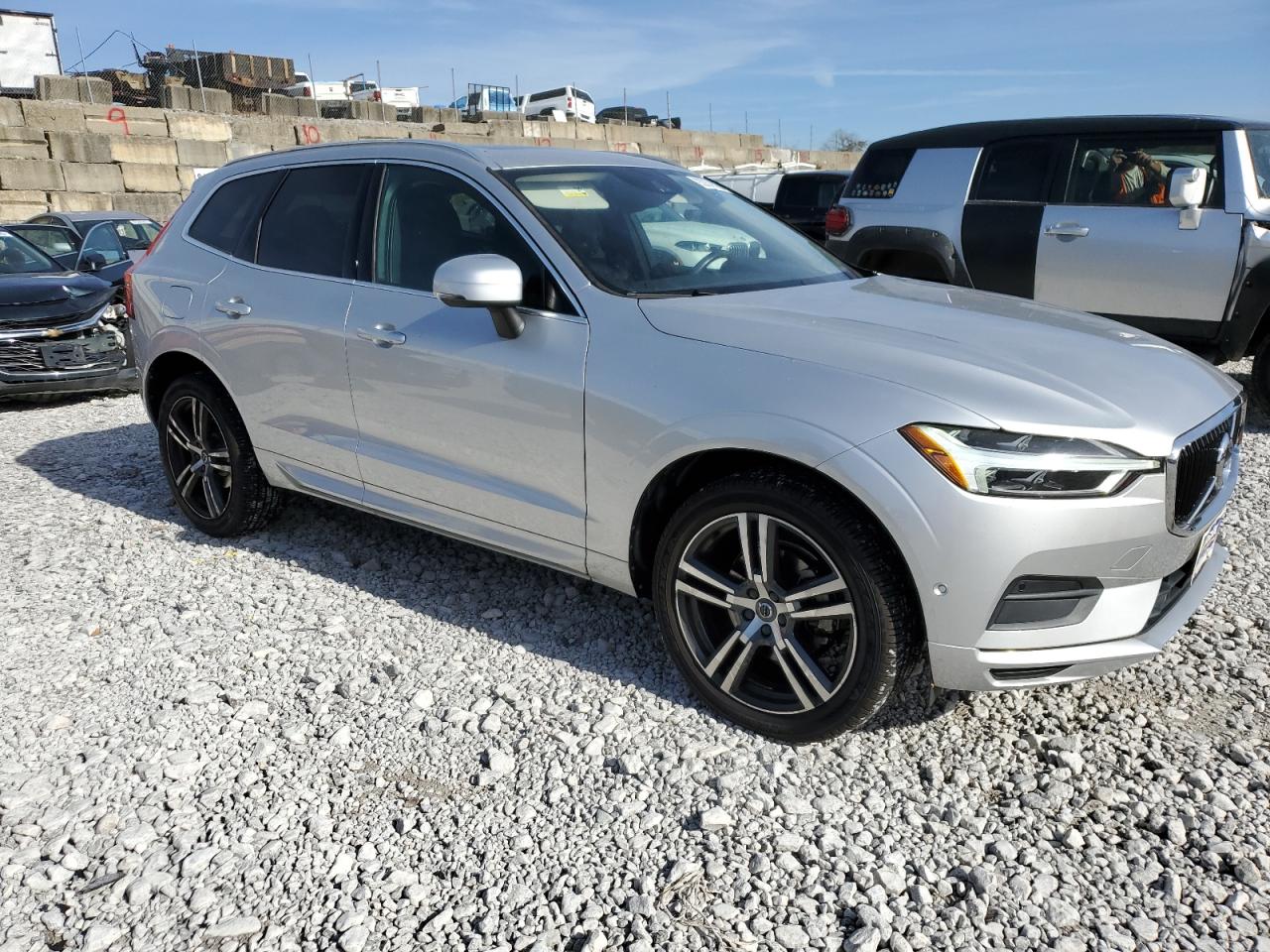 VOLVO XC60 T5