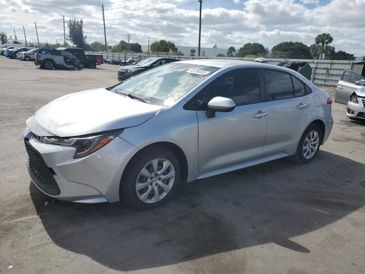 Lot #3285604281 2020 TOYOTA COROLLA LE