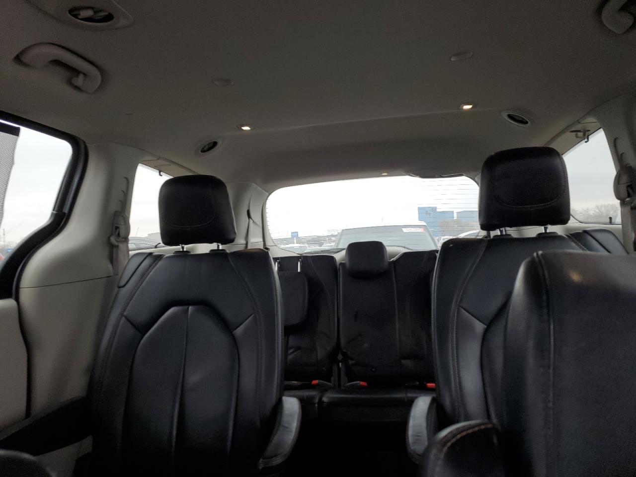 CHRYSLER PACIFICA TOURING L