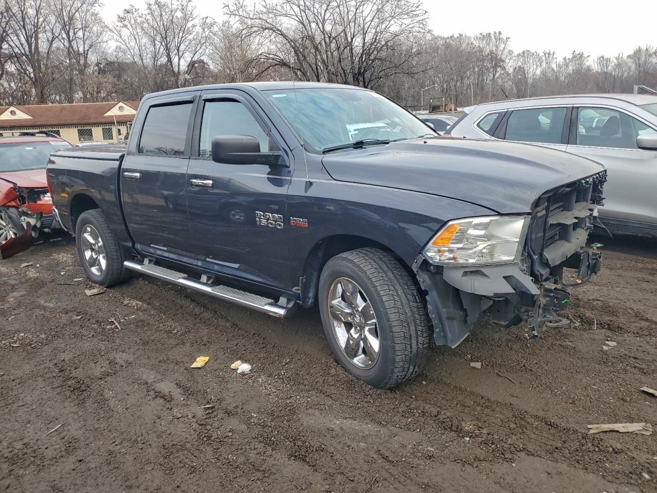 RAM 1500 SLT