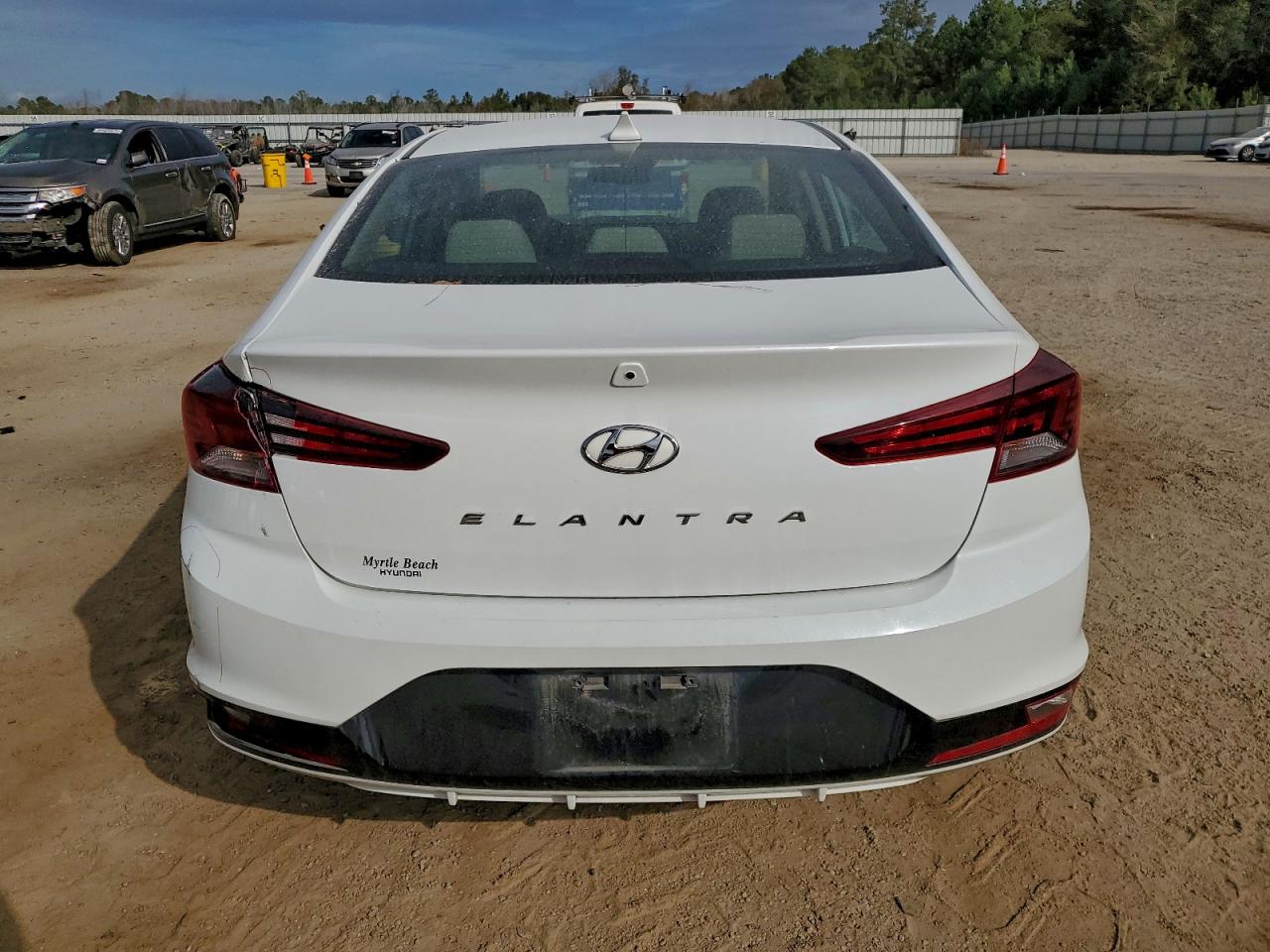 HYUNDAI ELANTRA SEL
