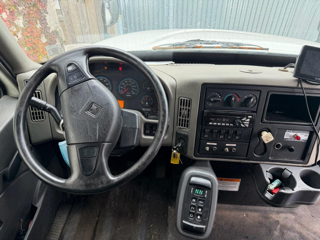 Lot #3291173991 2013 INTERNATIONAL 4000 4400