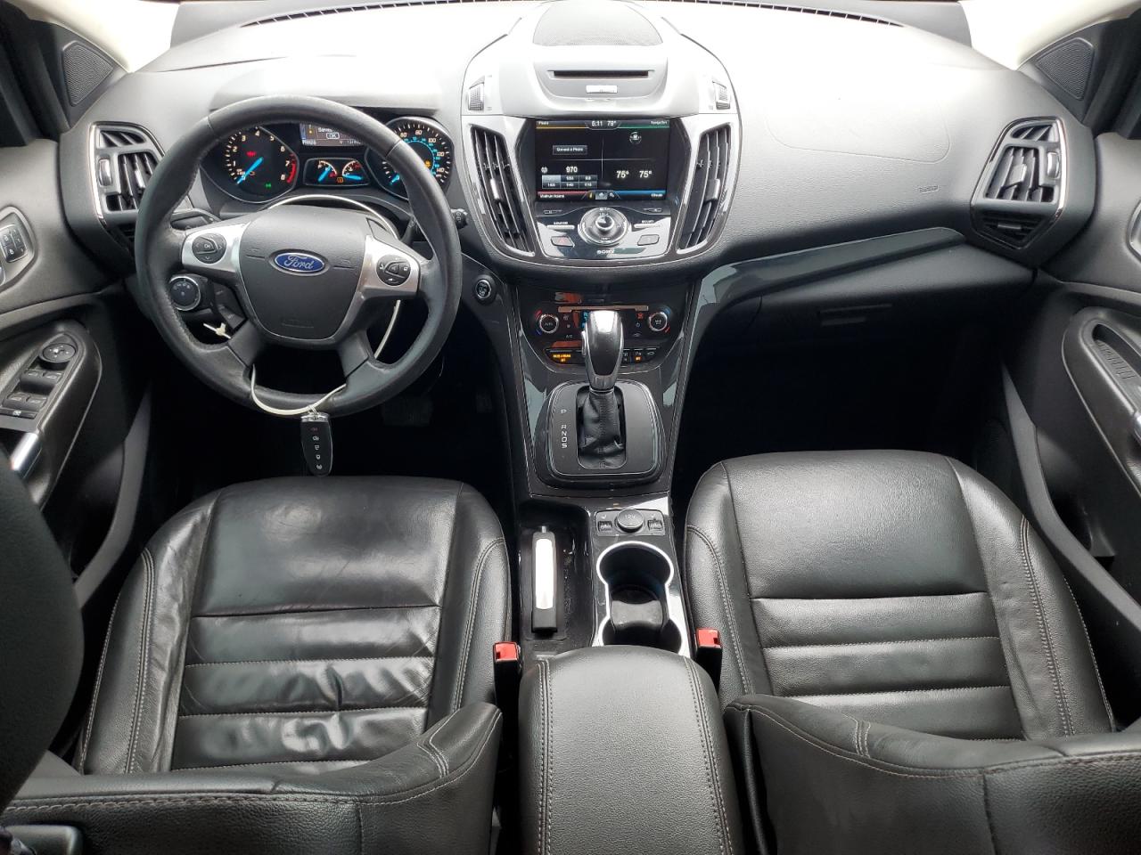 FORD ESCAPE TITANIUM