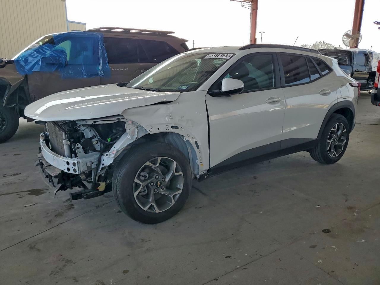 Lot #3303670939 2025 CHEVROLET TRAX 1LT